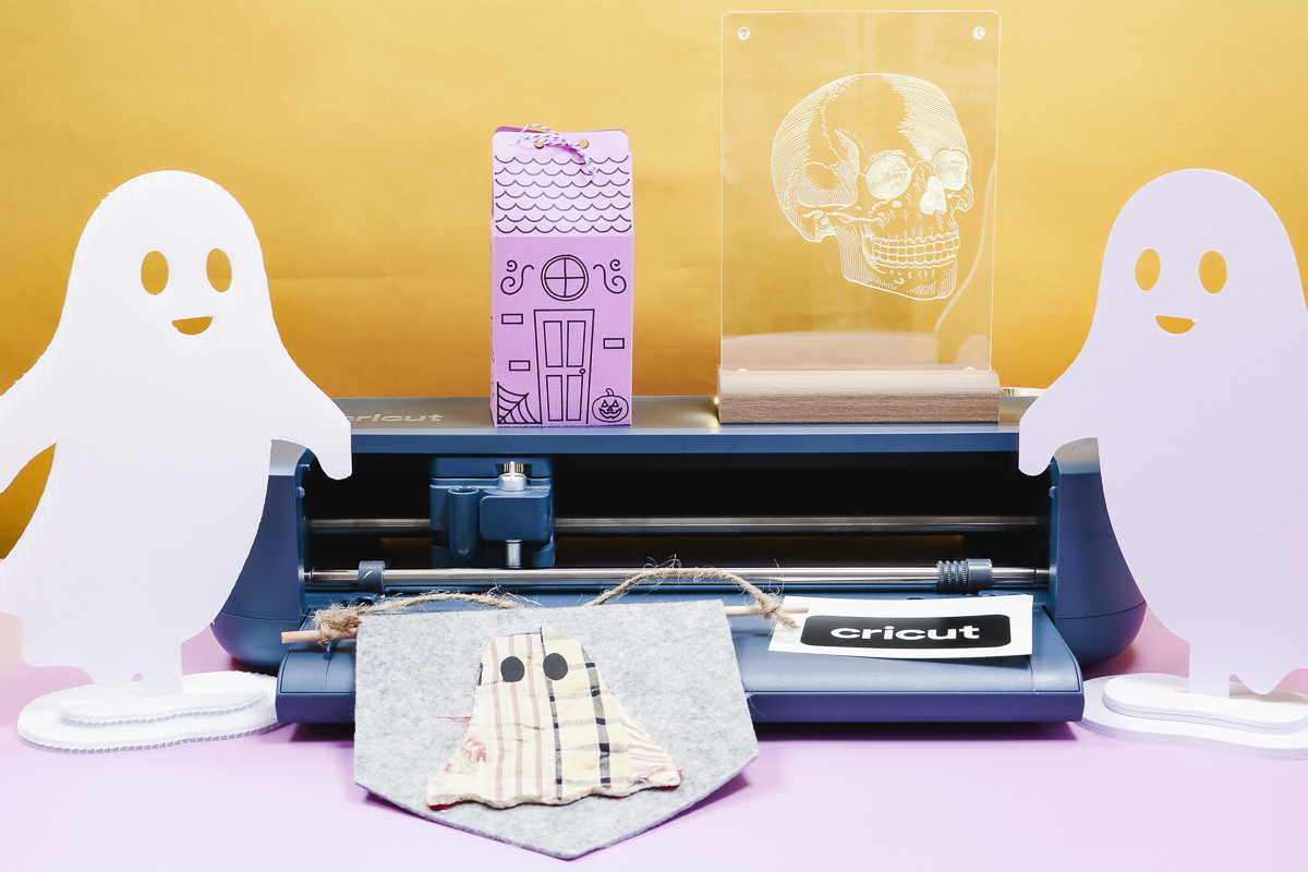 Cricut Maker 5 with finished projects - horizontal.